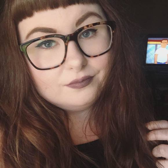 Meet your Posher, Scarlette