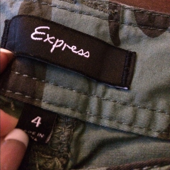 Express camo shorts - Picture 4 of 4