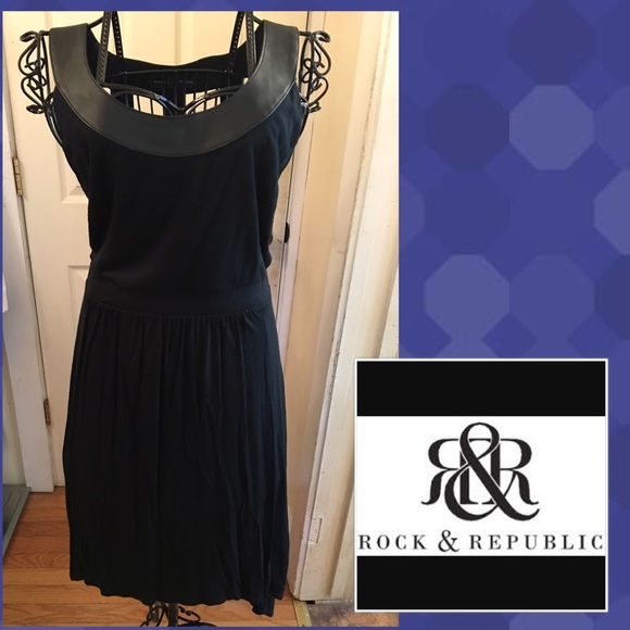 Fabulous Neckline