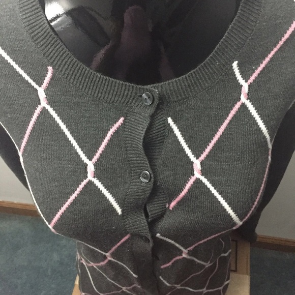 Button down grey Sweater - Picture 2 of 4