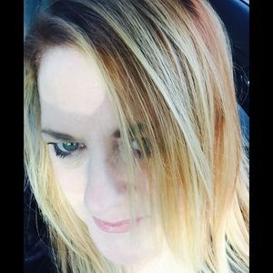 Meet your Posher, Colleen