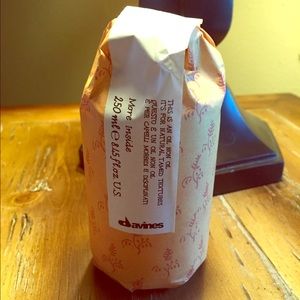 NIP Davines Oil Non Oil full size styling product