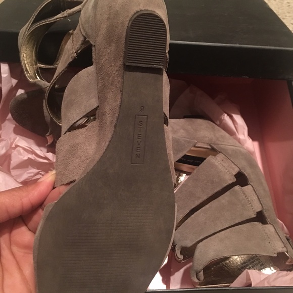 Steven by Steve Madden New Gabbey Taupe size 9 - Picture 3 of 4