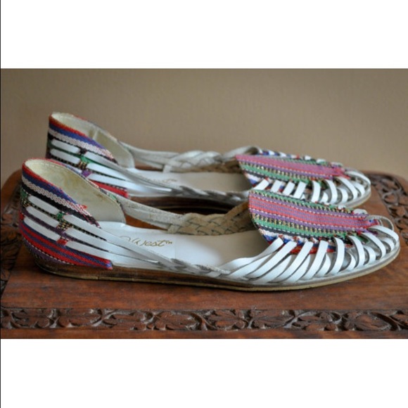 ❗️SOLD ❗️Vintage huaraches - Picture 2 of 4