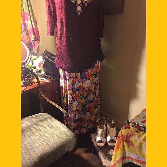 Floral maxi skirt