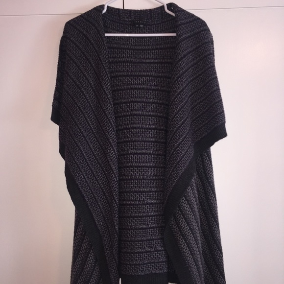 Theory sweater