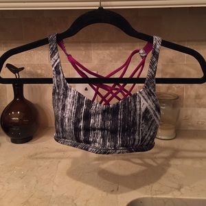 Lulu lemon sports bra