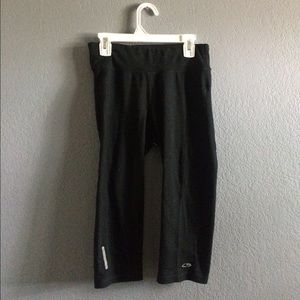 athletic cropped leggings