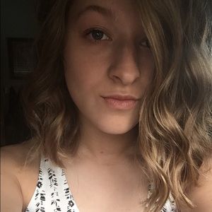 Meet your Posher, Madeline