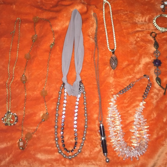 Extreme jewelry bundle deal (19 pieces of jewelry) - Picture 4 of 4
