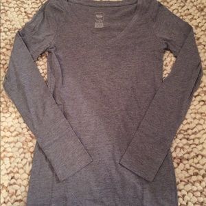 Grey vneck long sleeve tshirt