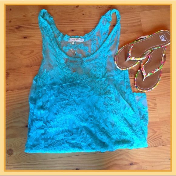 HP🎊Lace Tunic - Picture 2 of 4