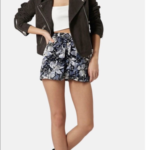 Topshop Pants - Topshop Floral Skort