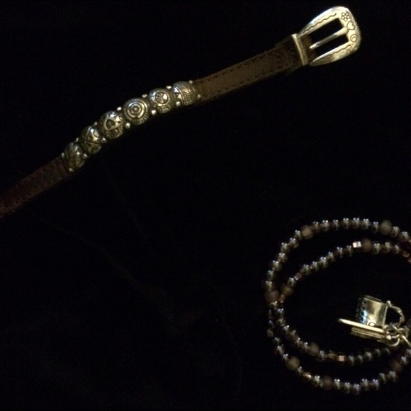 2 bracelets