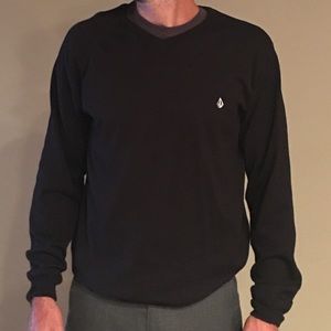 Volcom sweater