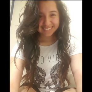 Meet your Posher, Melissa