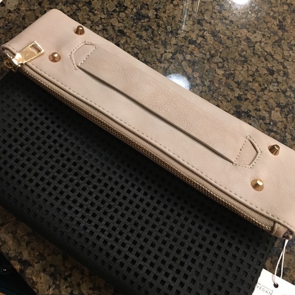 Urban Expressions Bags - Black & Tan Clutch or Crossbody π Urban Expressions Bags - Black & Tan Clutch or Crossbody π