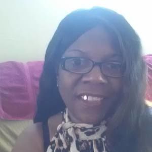 Meet your Posher, Cassandra