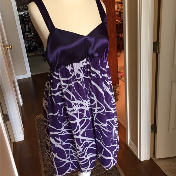 Forever 21 purple/white patterned dress - Picture 1 of 2