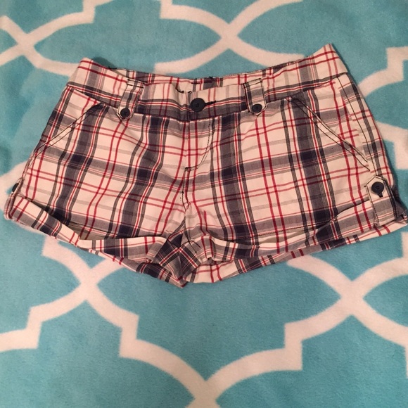 Maurice's shorts