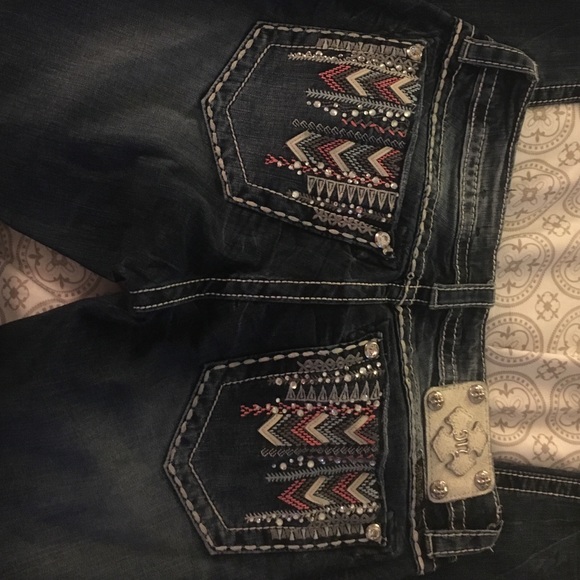 Miss Me Skinny Jeans - Picture 3 of 4