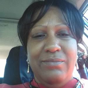 Meet your Posher, Connie