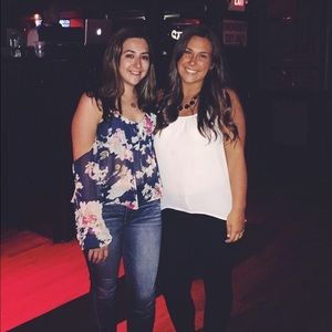 Meet your Posher, Renee