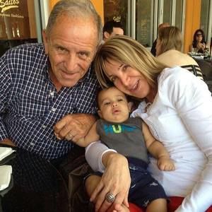 Meet your Posher, Maria marcela