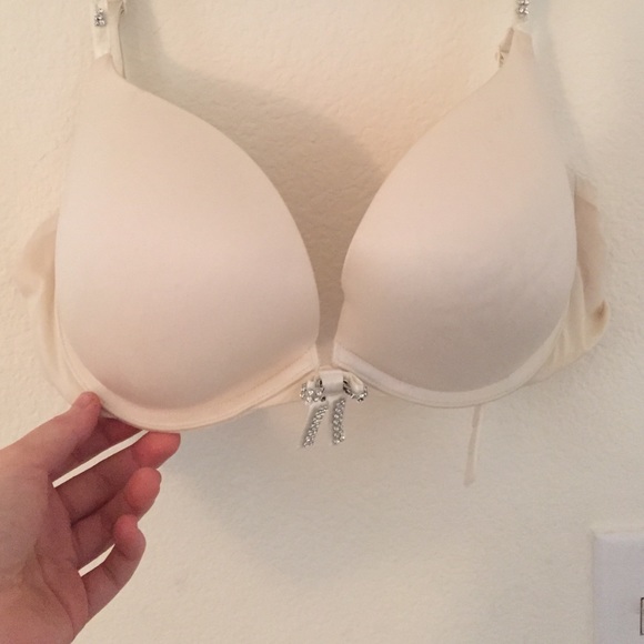 Victoria Secret's Very Sexy Push Up 34DD