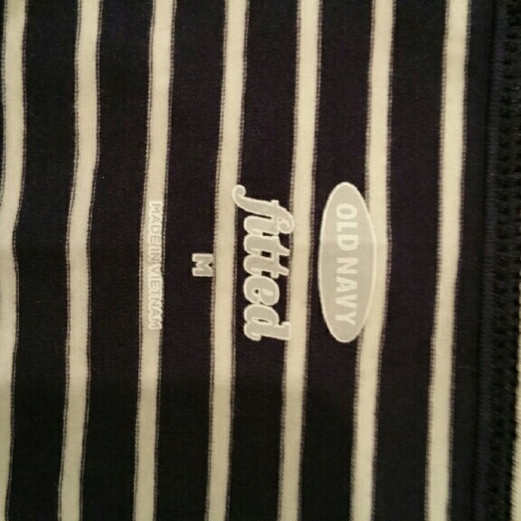 Criss cross spaghetti strap shirt.. - Picture 2 of 4