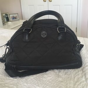 Lululemon quilted gym bag
