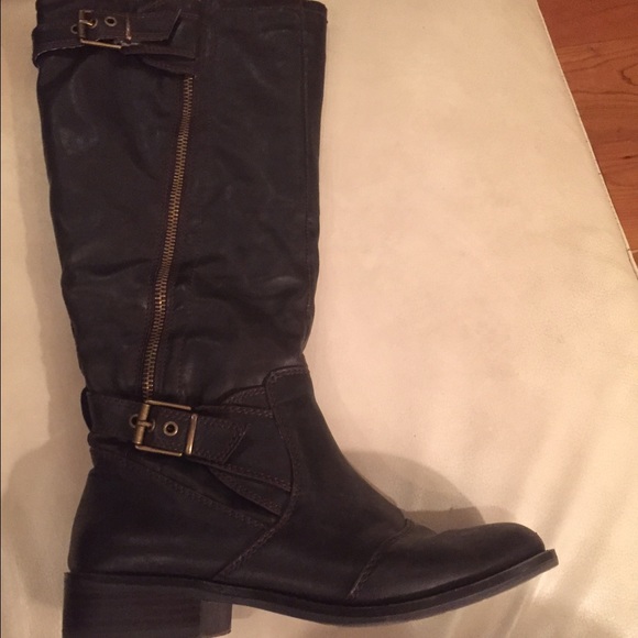 Brown leather white mountain boots