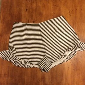 NBD ruffle shorts