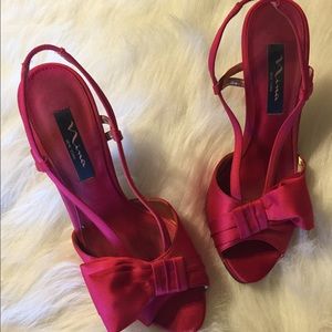 Nina pink heels!