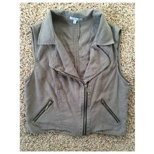 Charlotte Russe Olive Green Linen Vest