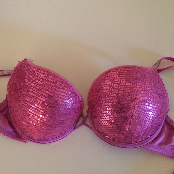 💖Hot Pink Sequined Bra very padded. Never worn!😆