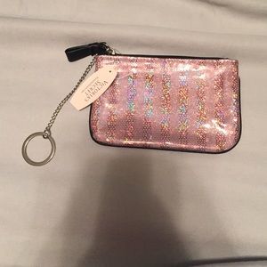 KEYCHAIN POUCH