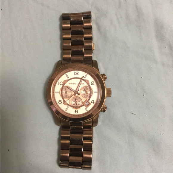 Michael Kors rose gold watch