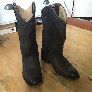 Dark brown Frye Wyatt Overlay boots size 7