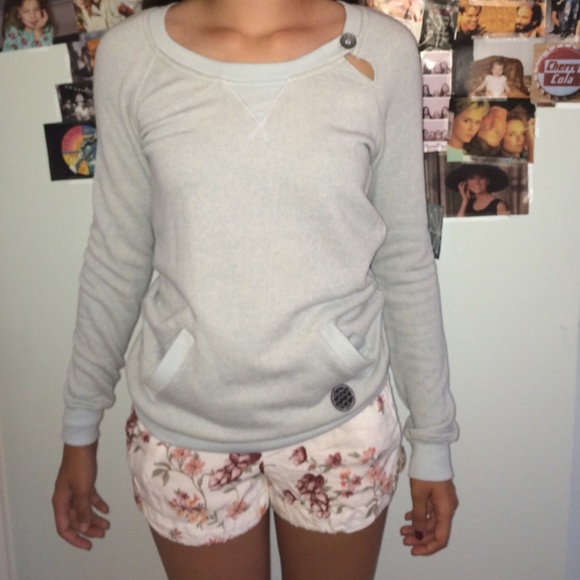 💞QUICKSILVER WOMEN'S BABY BLUE PULLOVER