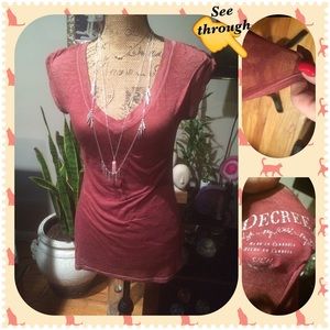 Short sleeve distressed T shirt / long length thin