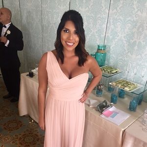 Meet your Posher, Estefania