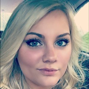 Meet your Posher, Katrina