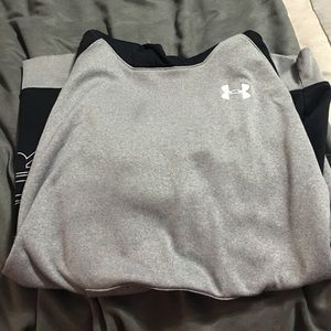 Under Armour sweatshirt
