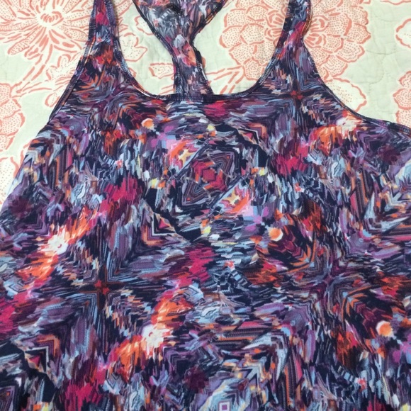 Lot 4 Soffee workout tanks