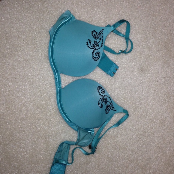 Victoria secret push-up bra