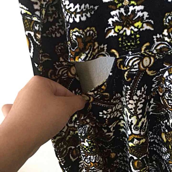 CUTE Volcolm Dress - Picture 2 of 4