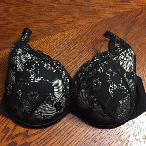 40DD Cacique Seriously Sexy Plunge Push Up Bra