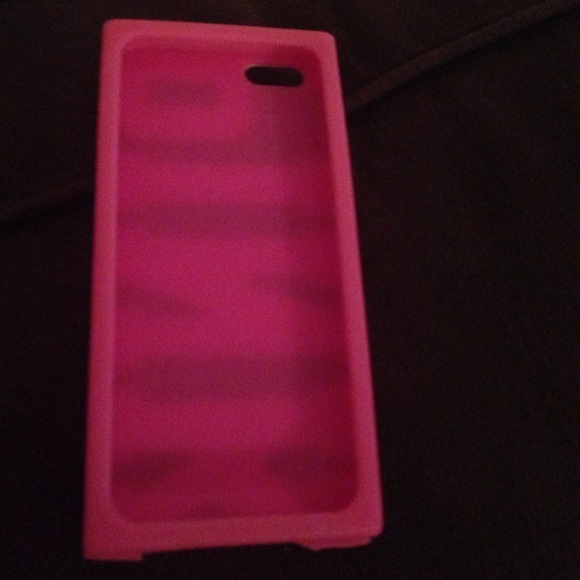 iPhone case - Picture 2 of 3