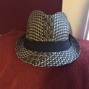 Fodor hat